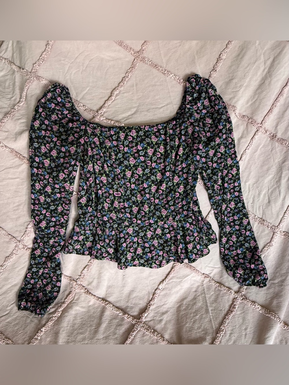 Floral Smocked Peplum Long-Sleeve Top - Black/Pink